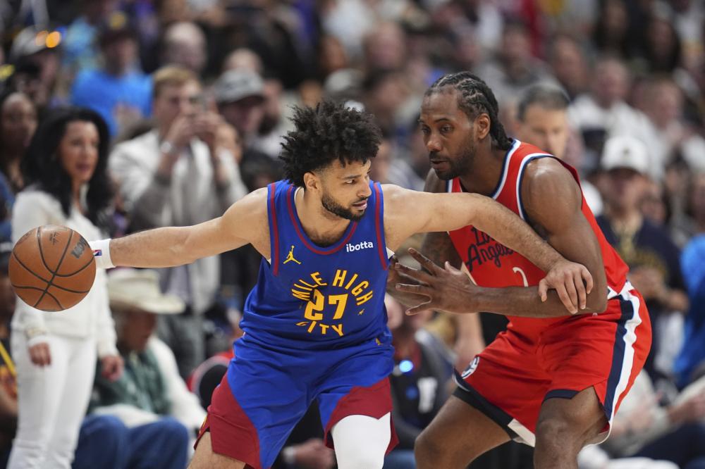 凭借主场优 凭借主场优